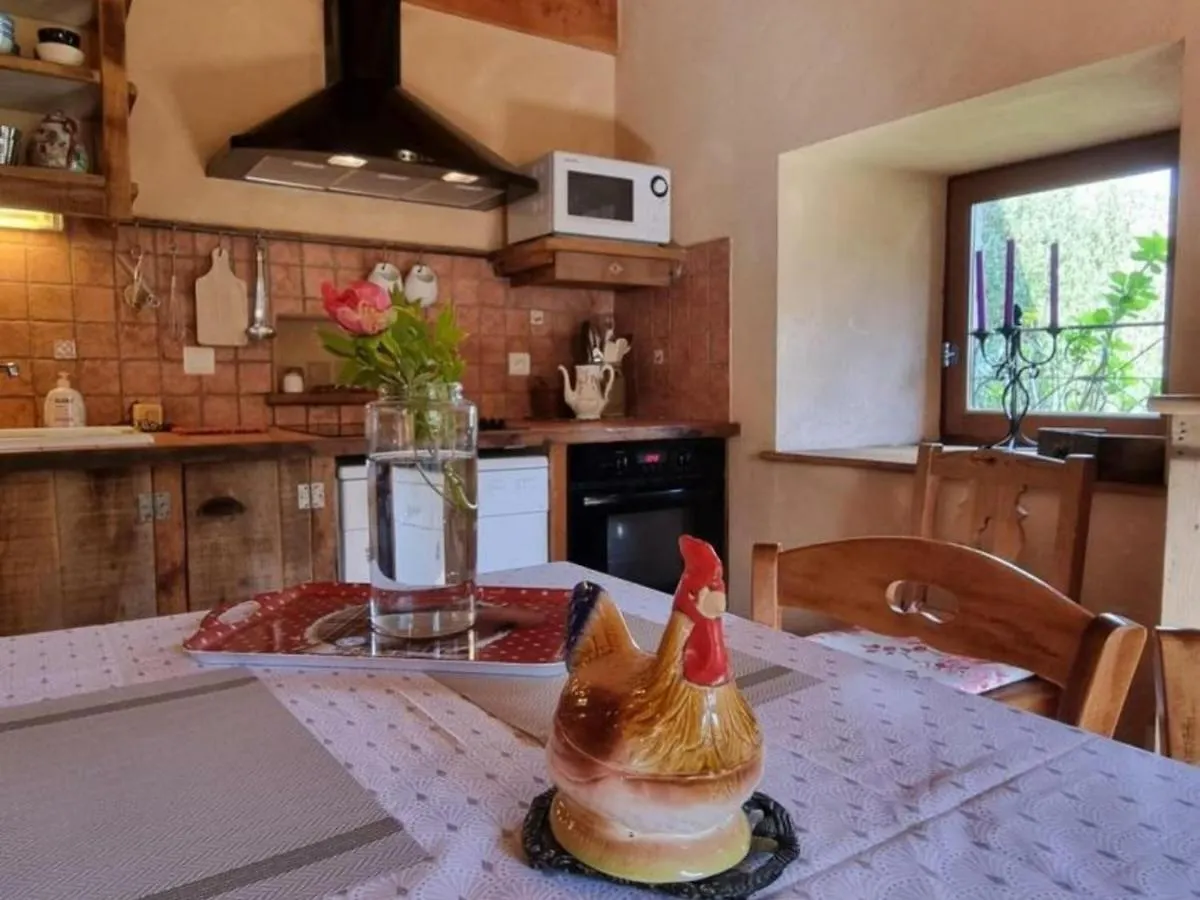 Gite Charmant Avec Jardin Privatif, Proche Sites Historiques Et Activites De Plein Air - Fr-1-496-183 Cuinzier Holiday home