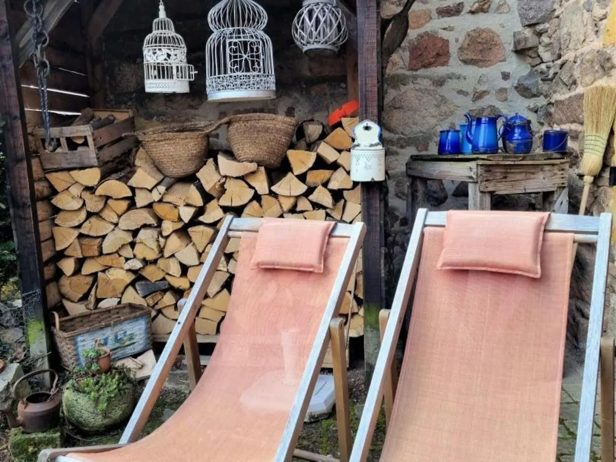 Holiday home Gite Charmant Avec Jardin Privatif, Proche Sites Historiques Et Activites De Plein Air - Fr-1-496-183 Cuinzier