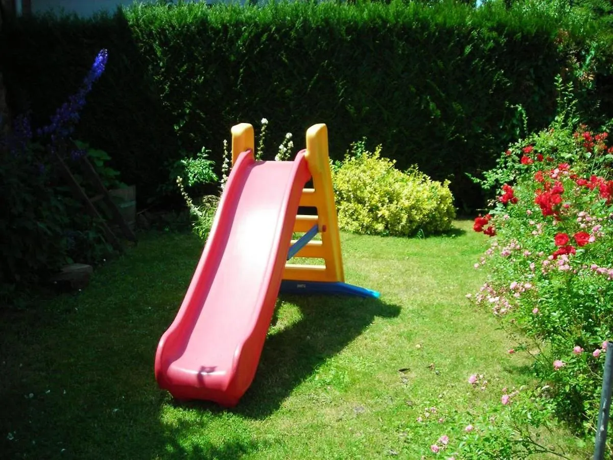 Gite Charmant Avec Jardin Privatif, Proche Sites Historiques Et Activites De Plein Air - Fr-1-496-183 Cuinzier 0*,  France