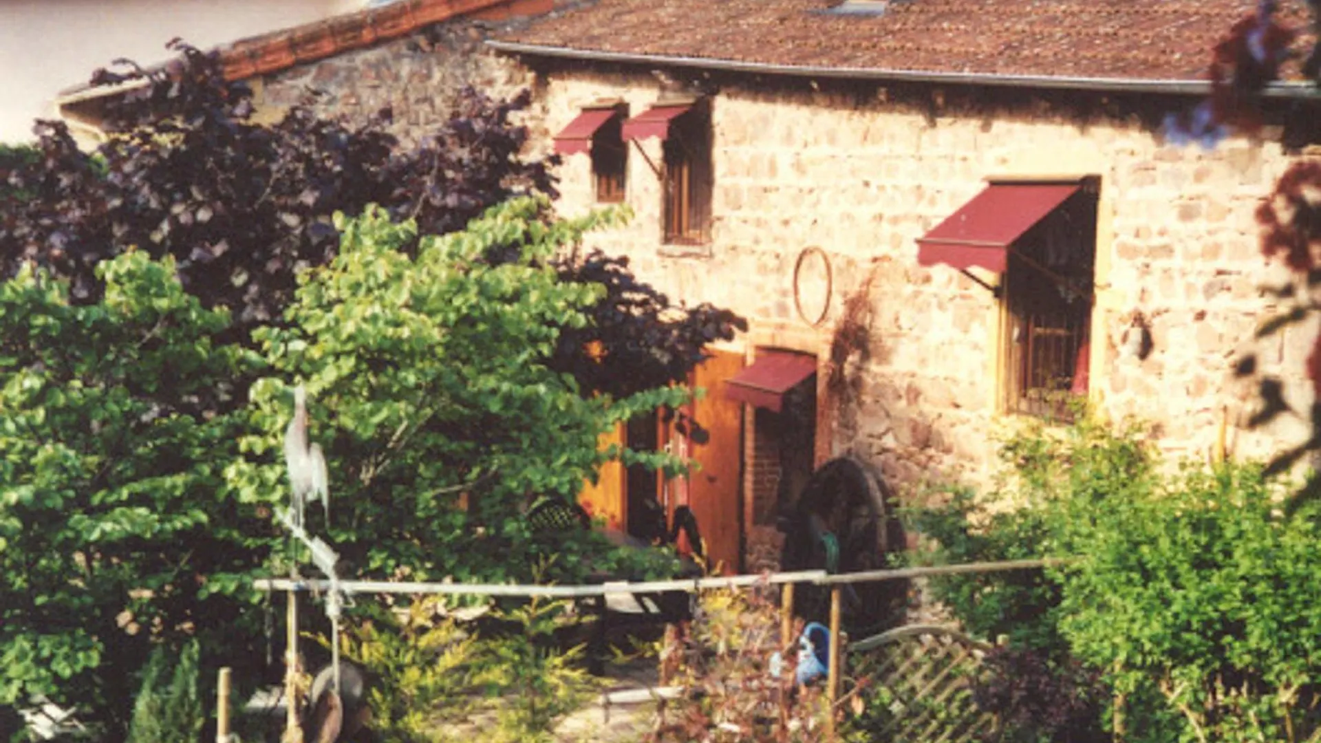 Holiday home Gite Charmant Avec Jardin Privatif, Proche Sites Historiques Et Activites De Plein Air - Fr-1-496-183 Cuinzier
